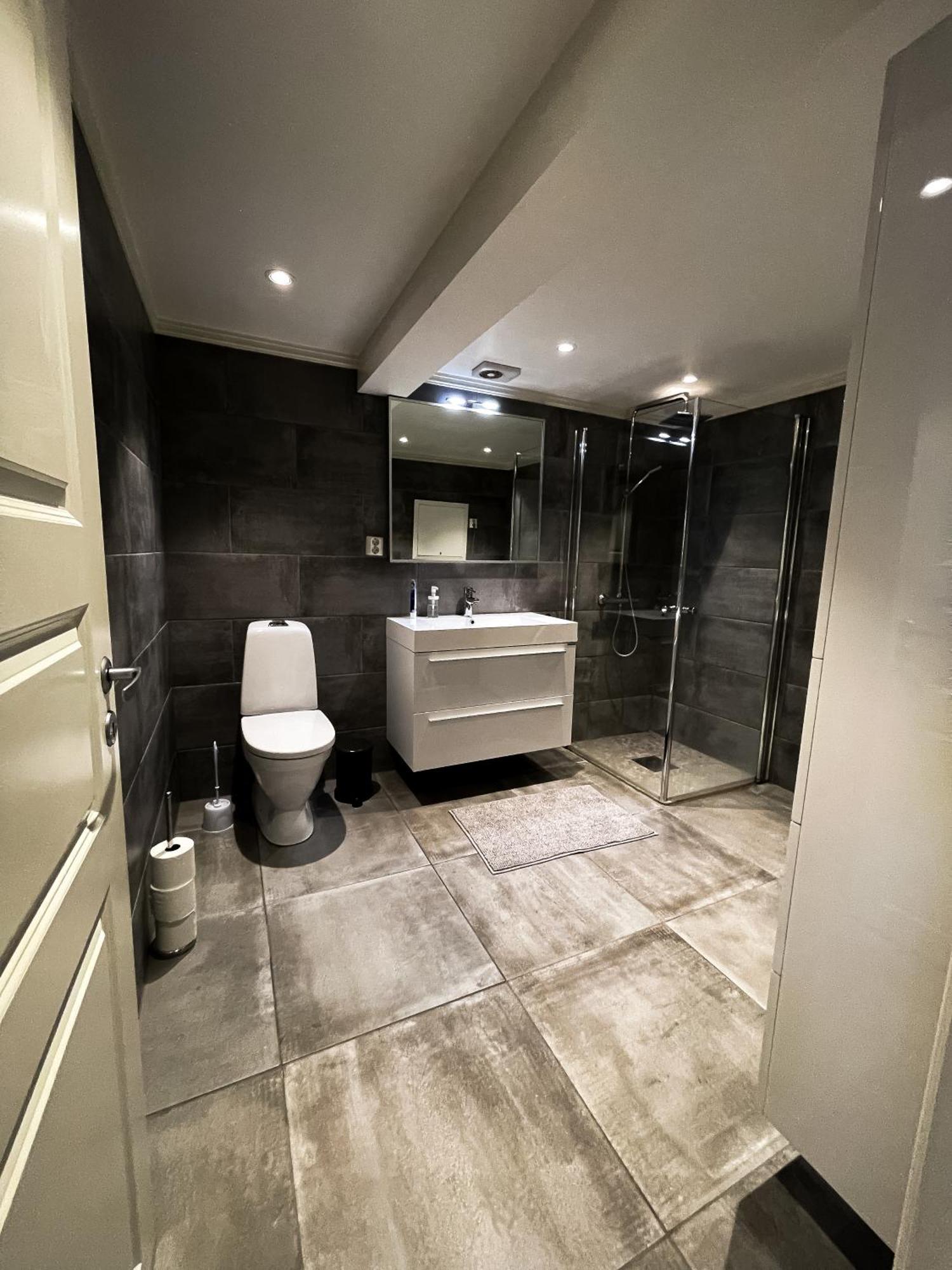 Modern Big 2 Bedroom Apartment Near Solsiden Trondheim Eksteriør bilde